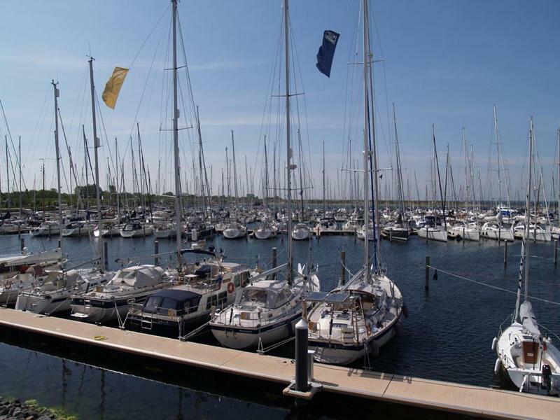 Appartement Zeeland, Bark 46 Bruinisse Bagian luar foto
